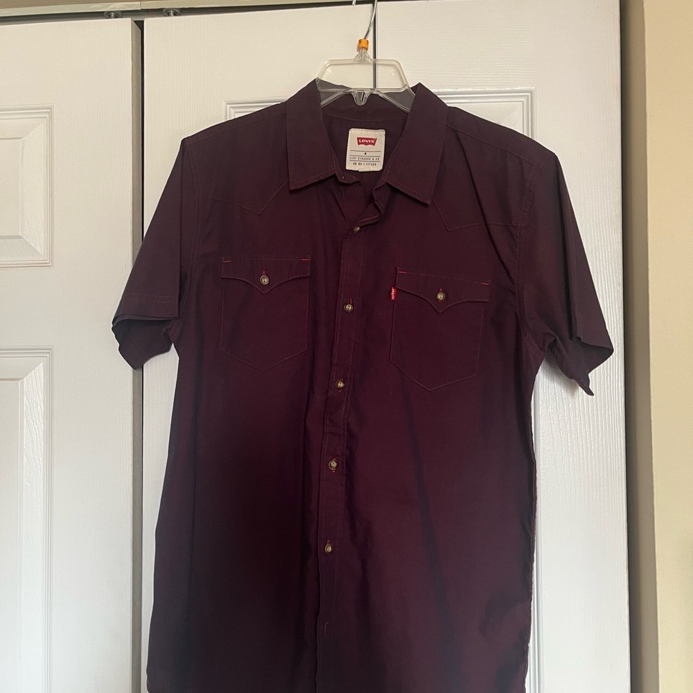 Levi's Short-Sleeve Button-Down Shirt — Burgundy